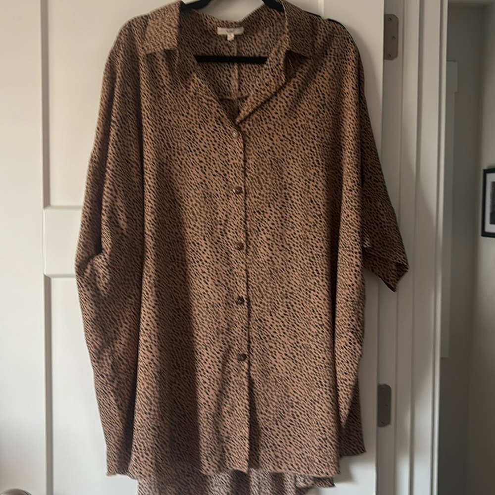 Plus Size Leopard Print Asymmetrical Chiffon Oversized Shirt